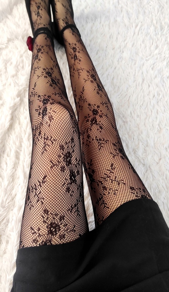 NOWA-KOLEKCJA-Rajstopy-kabaretki-we-wzor-gotyckie-kwiaty-AZUROWE-CZARNE-3-4-Rozmiar-3-4